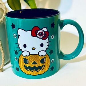 🎃 Hello Kitty Halloween Mug